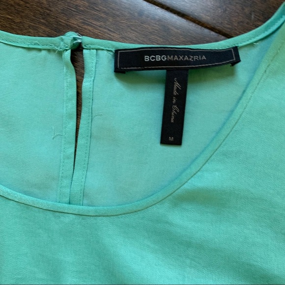 {BCBG} Larra Aqua Smocked Vintage Mini Dress Fit‎ Flare Ruffle Skirt Size Medium - Picture 3 of 7